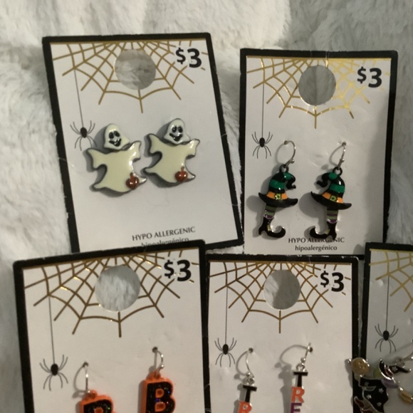 👂 6 pair of HALLOWEEN THEME PIERCED Earrings👂 - Picture 4 of 4